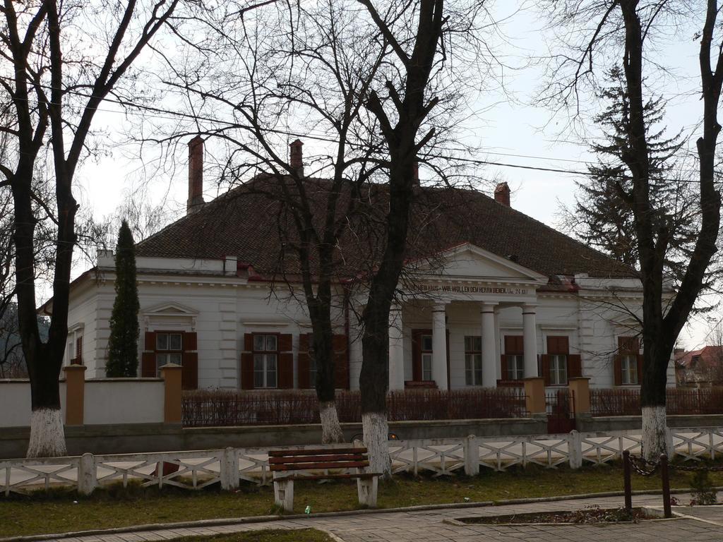 Vila Old Cars Крістіан Екстер'єр фото