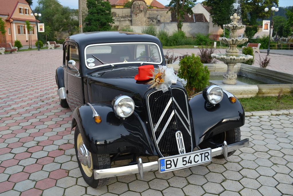 Vila Old Cars Крістіан Екстер'єр фото