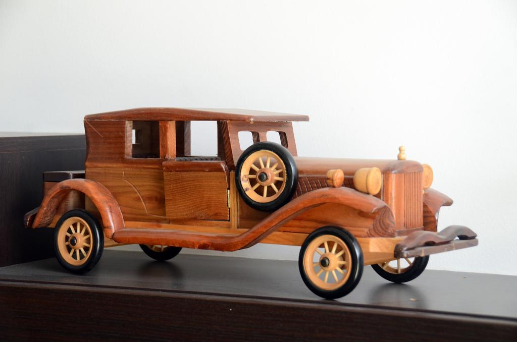 Vila Old Cars Крістіан Екстер'єр фото